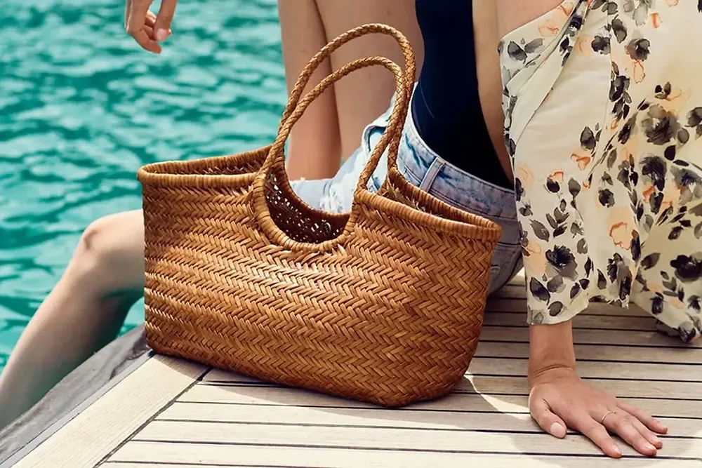 Bolsos de lujo: una declaración de estilo y distinción filetype:webp