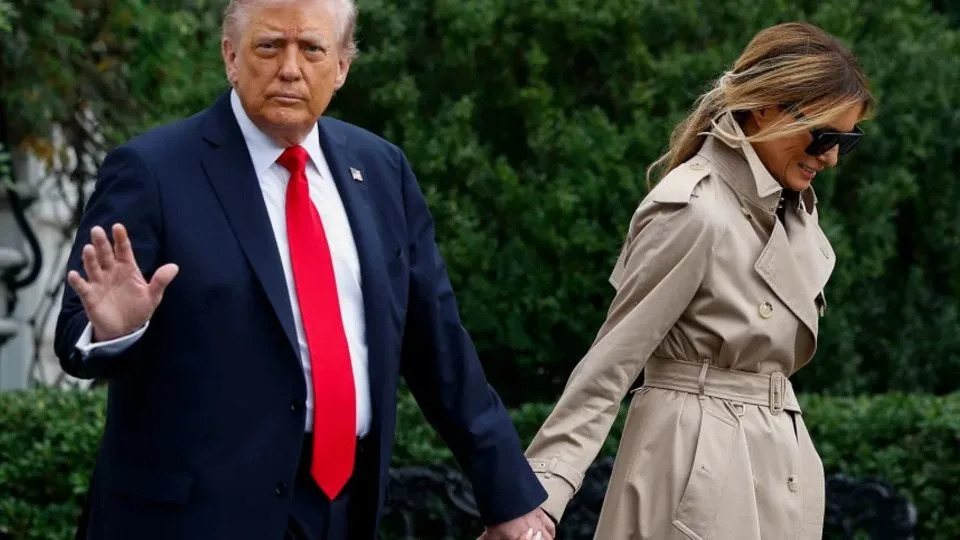 El elegante atuendo de Melania Trump en su visita a Inglaterra