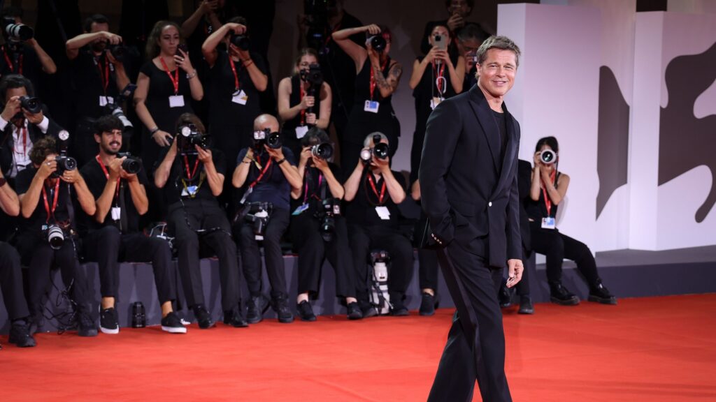 El secreto para lucir vaqueros como las celebridades en la alfombra roja