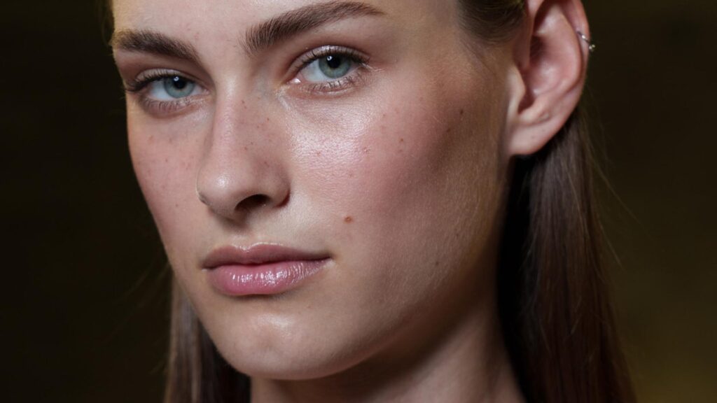 Los coloretes ideales para un acabado natural en cualquier edad